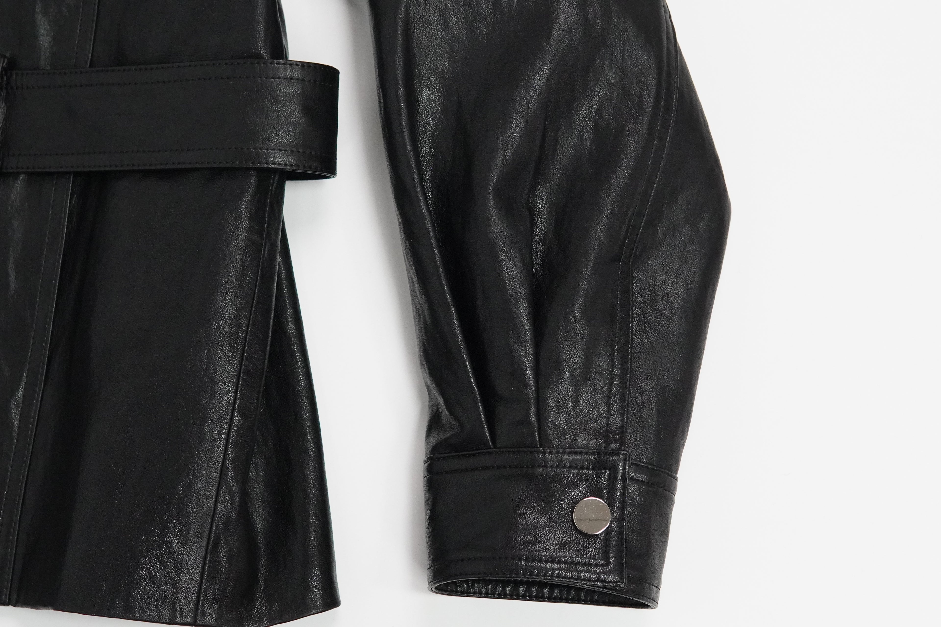 Short Simple V-neck Jacket (88509)