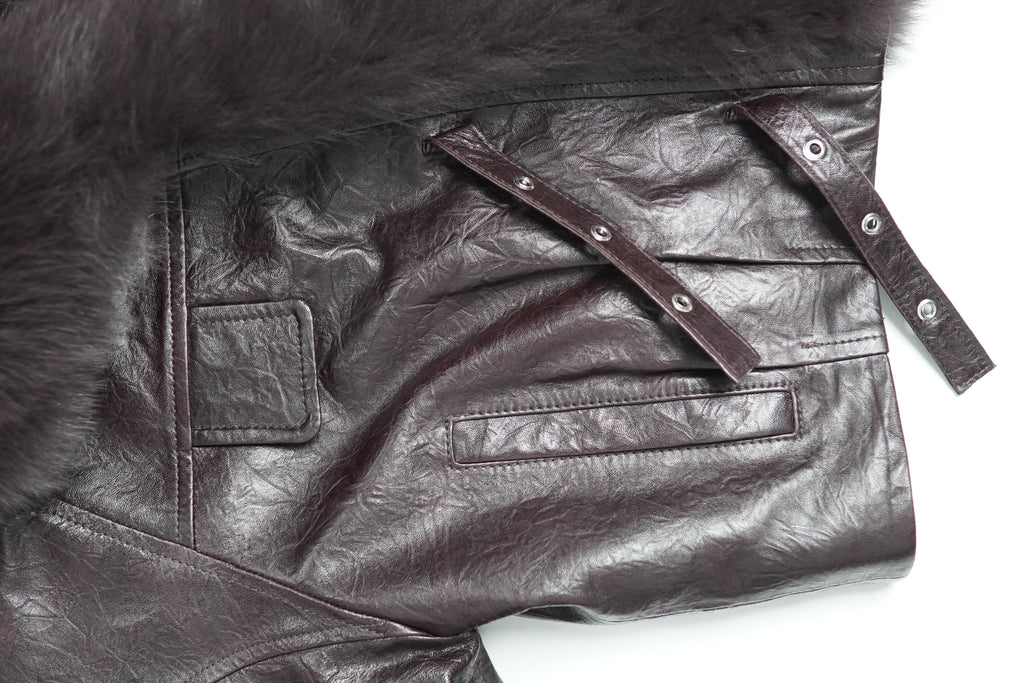 Young and fashionable short fox fur coat (9981)