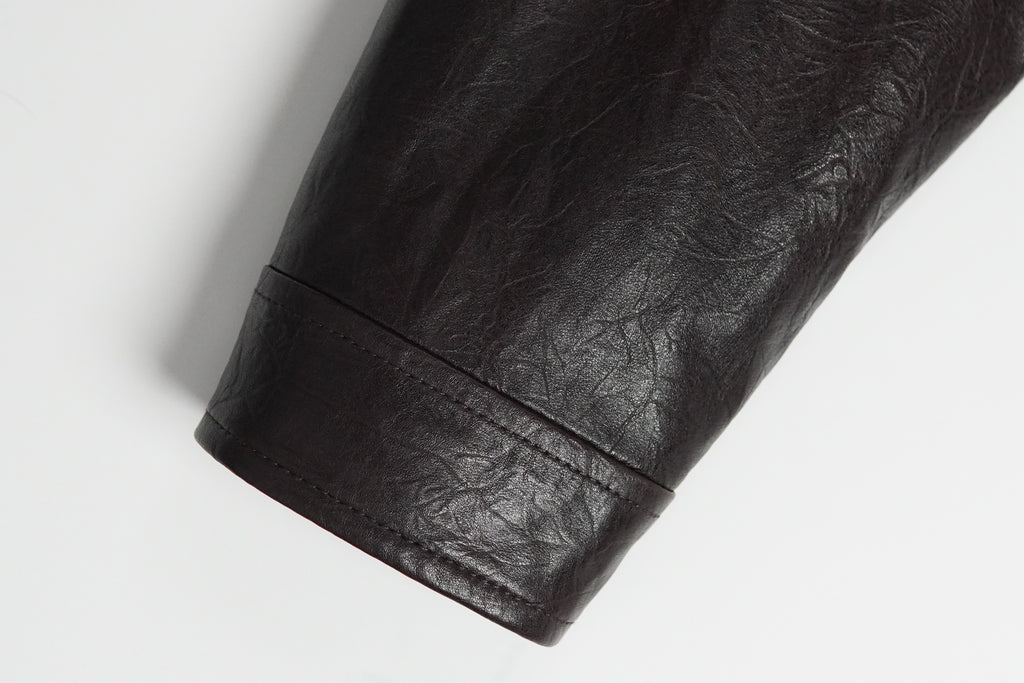 Young and fashionable short fox fur coat (9981)