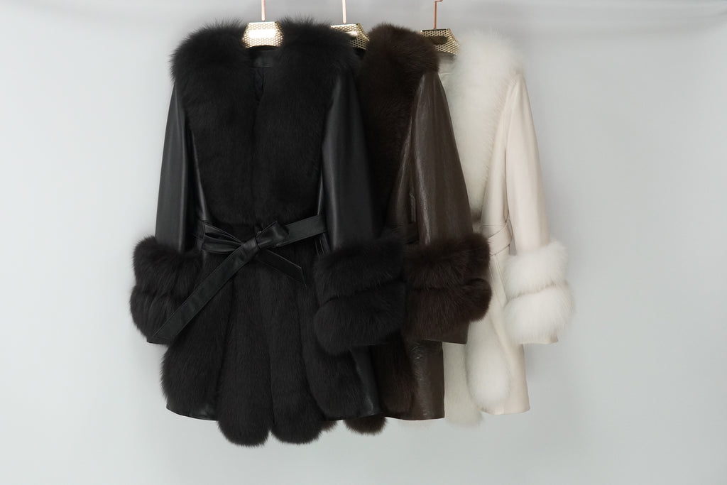 Mid-length fashionable noble fox fur coat (8826)